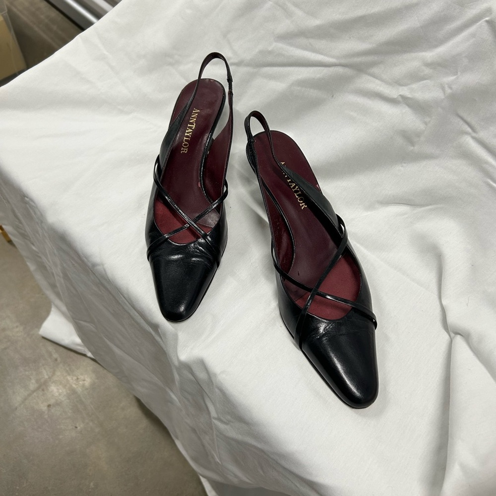 Anne Taylor Black Women's Slingback Shoes